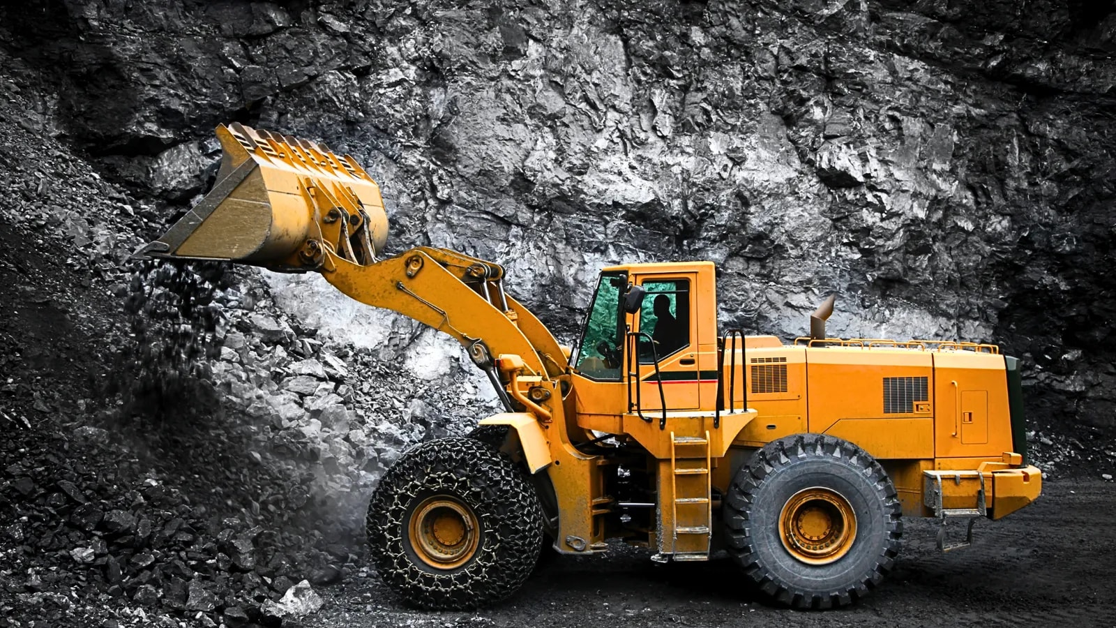 Intelligent Water Management for Metals & Mining background